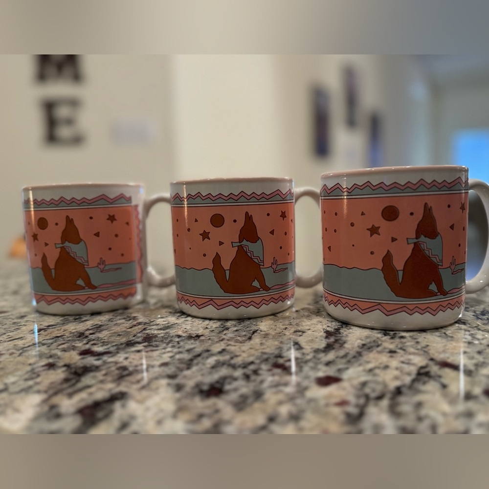 Set of 3 vintage western Aztec themed wolf howling coffee cups
